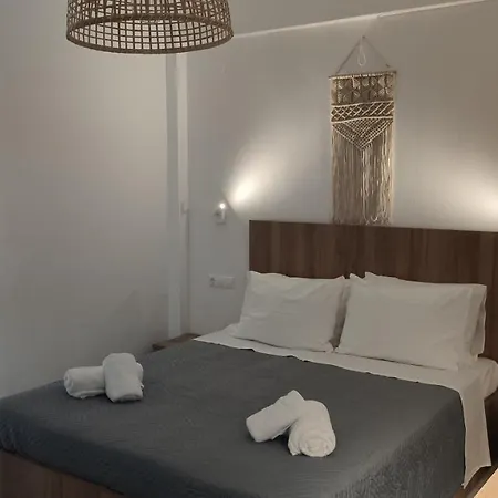 Ellie Aparthotel